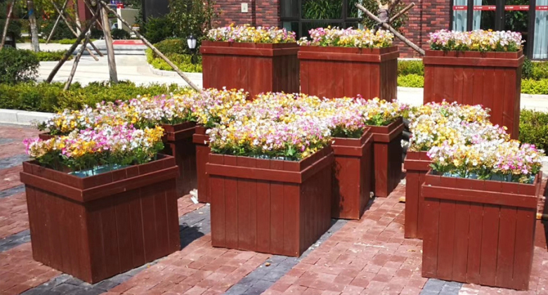 Flower box